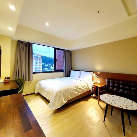 Hotel 享住新大華館 Keelung Zewnętrze zdjęcie