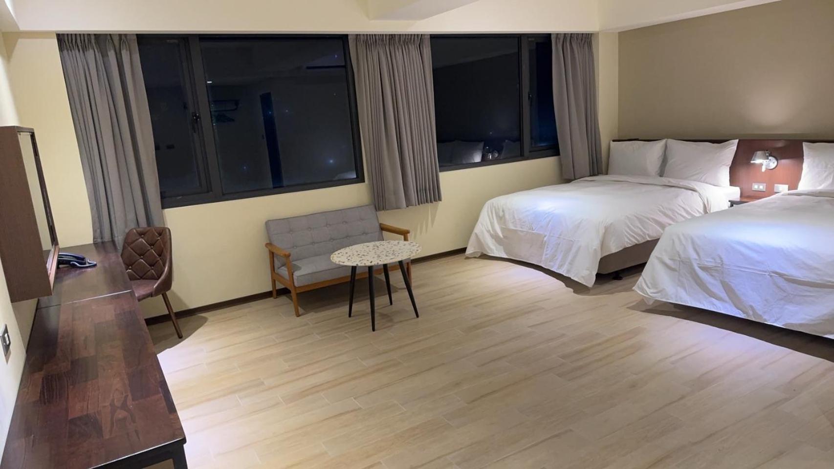 Hotel 享住新大華館 Keelung Zewnętrze zdjęcie