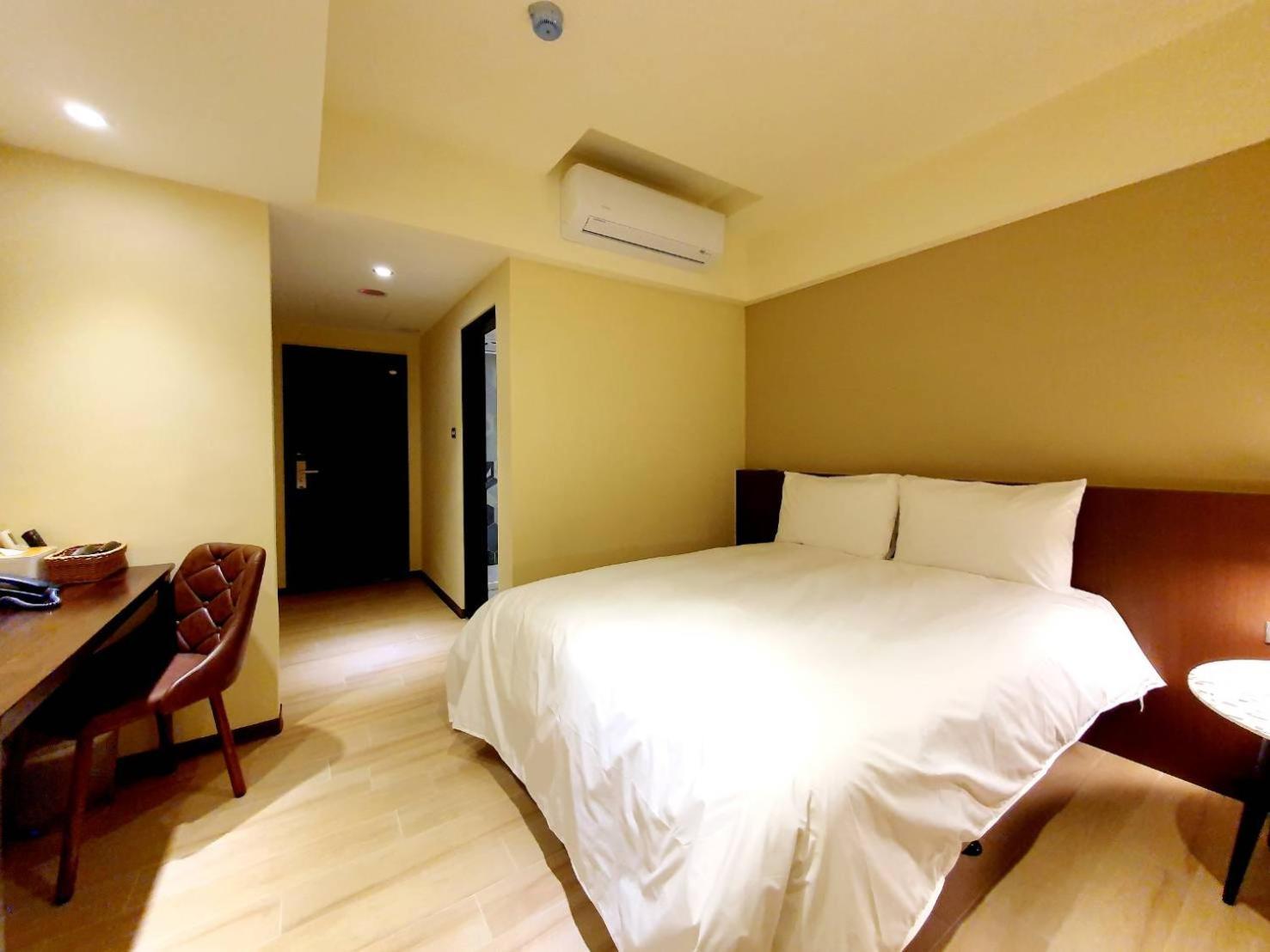 Hotel 享住新大華館 Keelung Zewnętrze zdjęcie