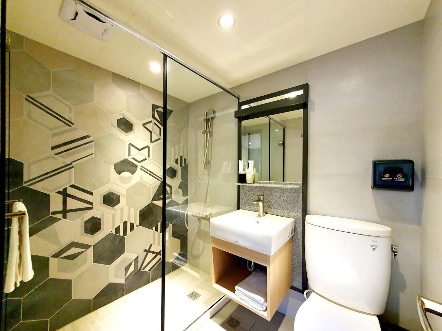 Hotel 享住新大華館 Keelung Zewnętrze zdjęcie