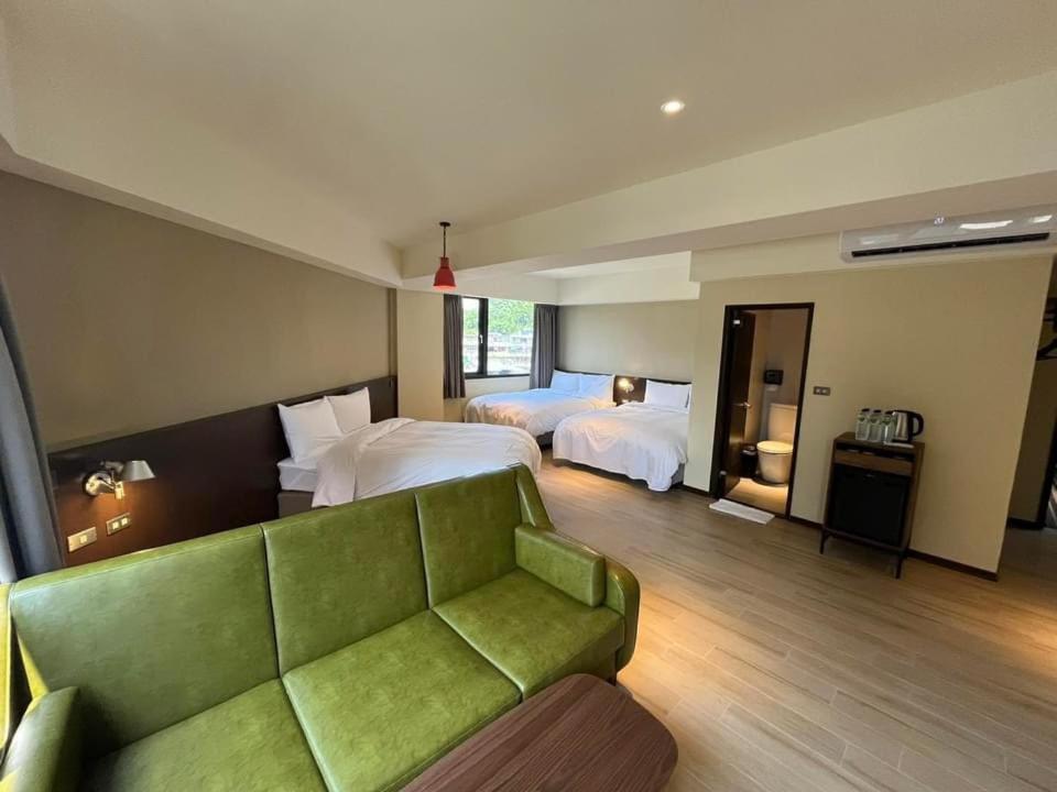 Hotel 享住新大華館 Keelung Zewnętrze zdjęcie