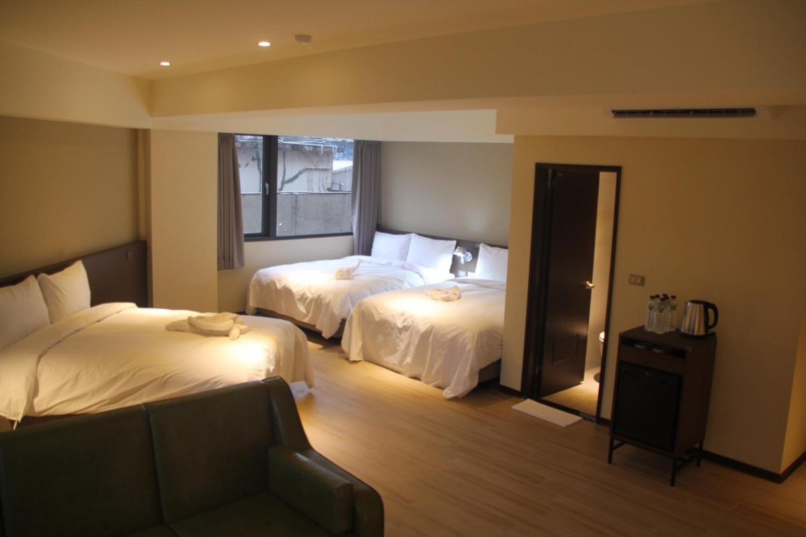 Hotel 享住新大華館 Keelung Zewnętrze zdjęcie