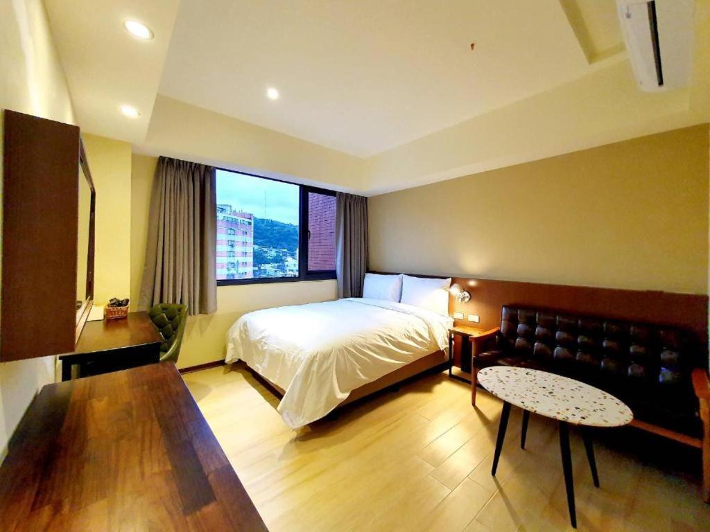 Hotel 享住新大華館 Keelung Zewnętrze zdjęcie